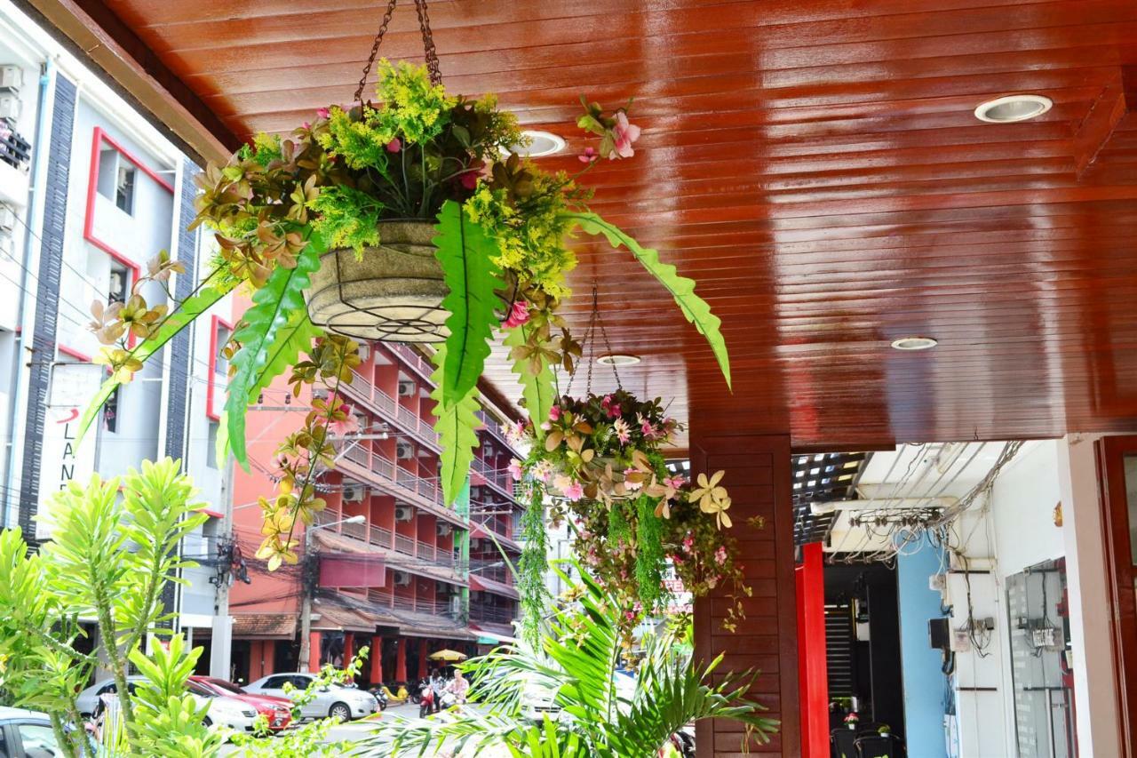 New Life Phuket Classic Patong Exterior foto
